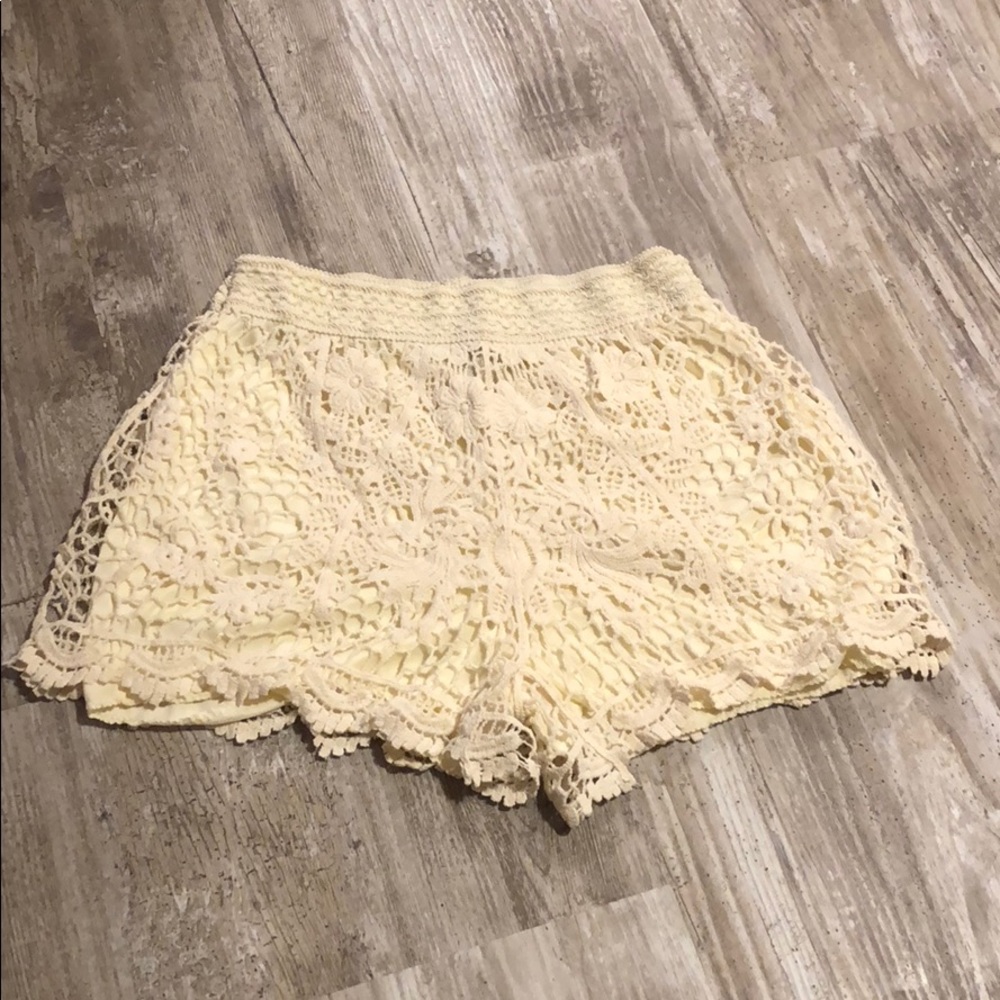 women’s Lacey shorts